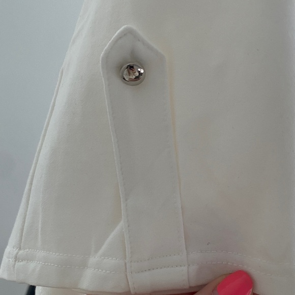 Aritzia White Cropped Jacket - Picture 6 of 6